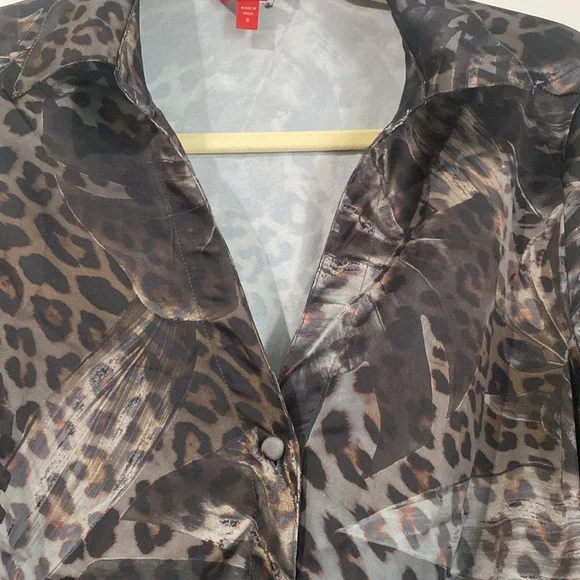 Guess Women's Black Leopard Print Tie-Front Top NWOT - Picture 2 of 7